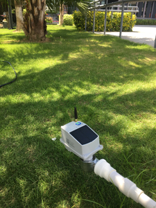 Sistema de controle automático inteligente de irrigação de água para gramado